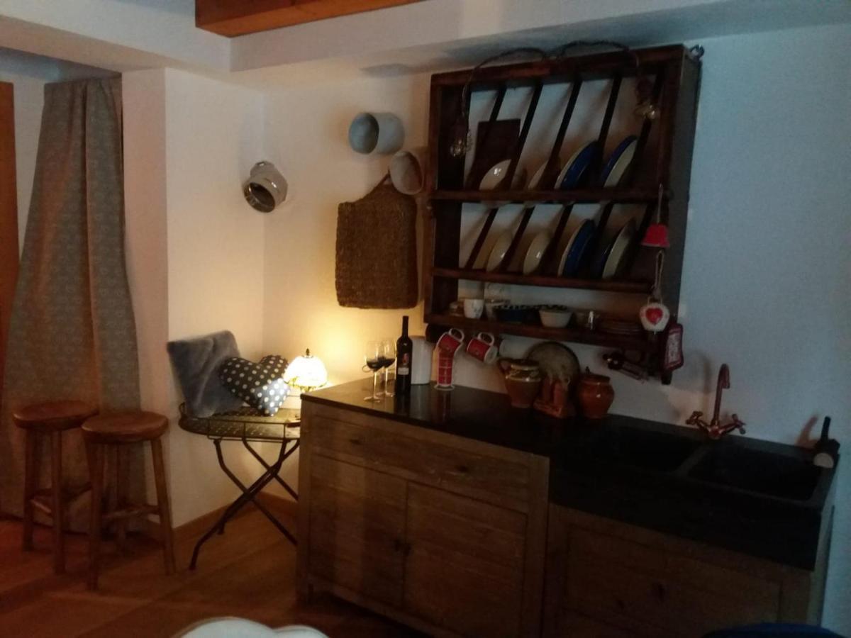 Deacons Lodge Bardonecchia Bagian luar foto